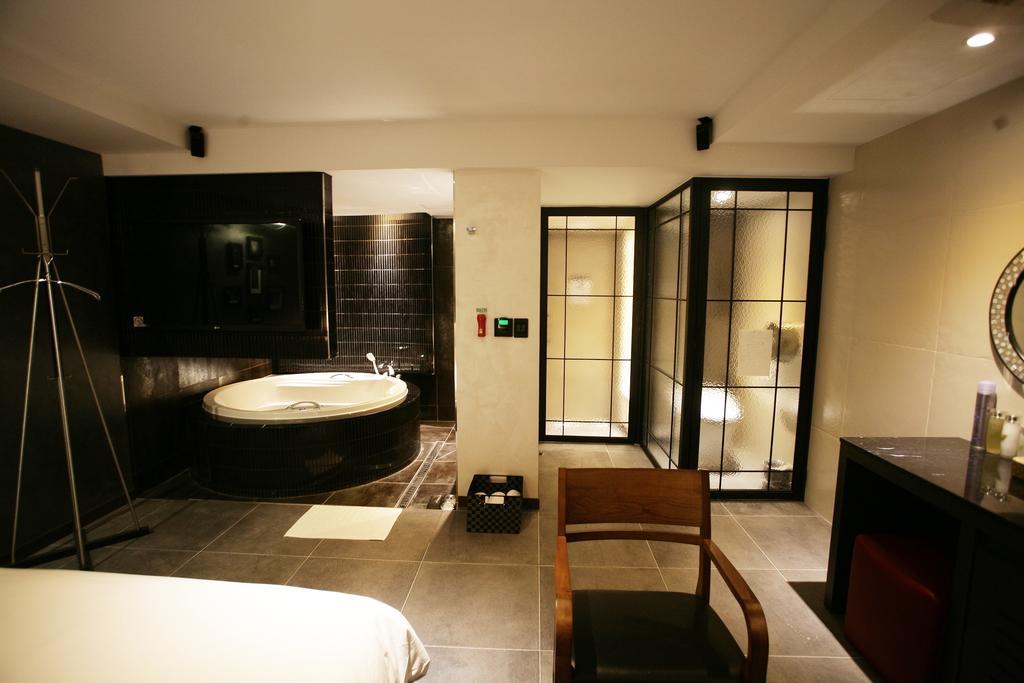 Hotel Voll Seul Quarto foto